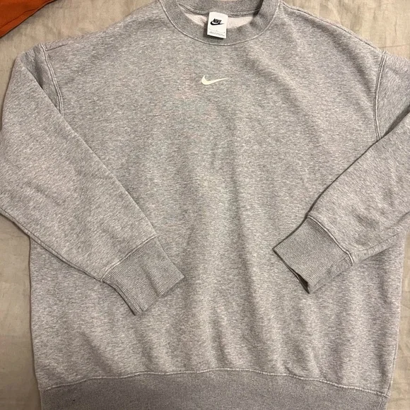 3 nike sweaters women’s size large - Picture 3 of 4